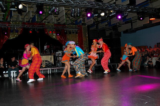 min 2005 11 12 fous swing 186